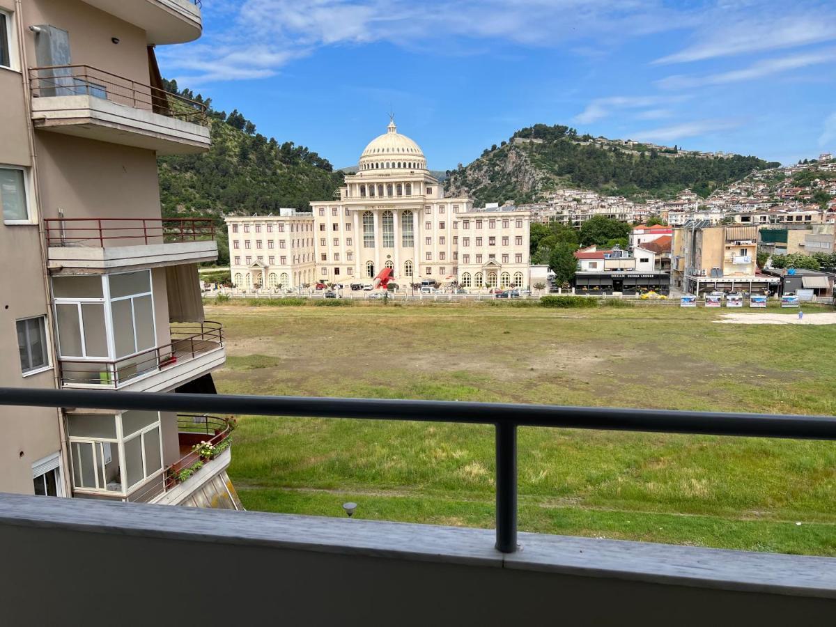 Entire Apartment Castle View Берат Экстерьер фото